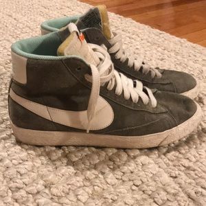 Nike Blazer sneakers originally from J. Crew